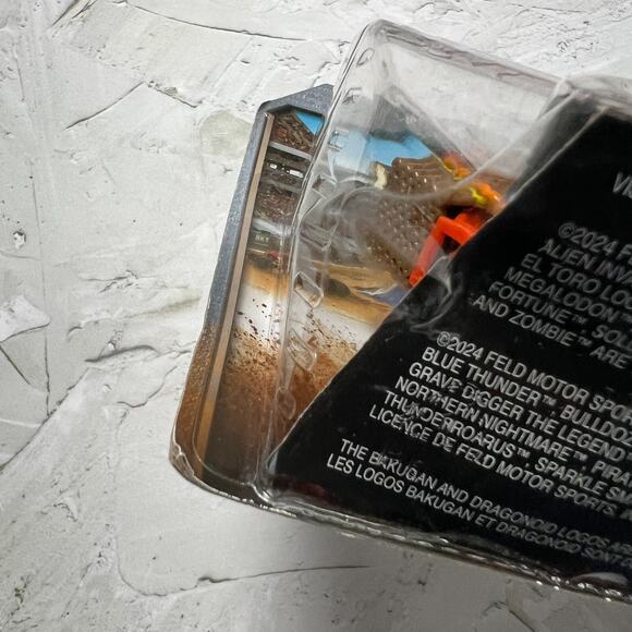 NEW Monster Jam LUMBERJACK Vs AXE Die Cast Truck 1:64 Double Down Showdown - Picture 11 of 11